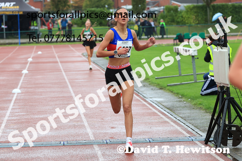 Girls Under-15s 2025 Northern Athletics Autumn Road Relays, Leigh, Lancashire. Photo: David T. Hewitson/Sports for All Pics